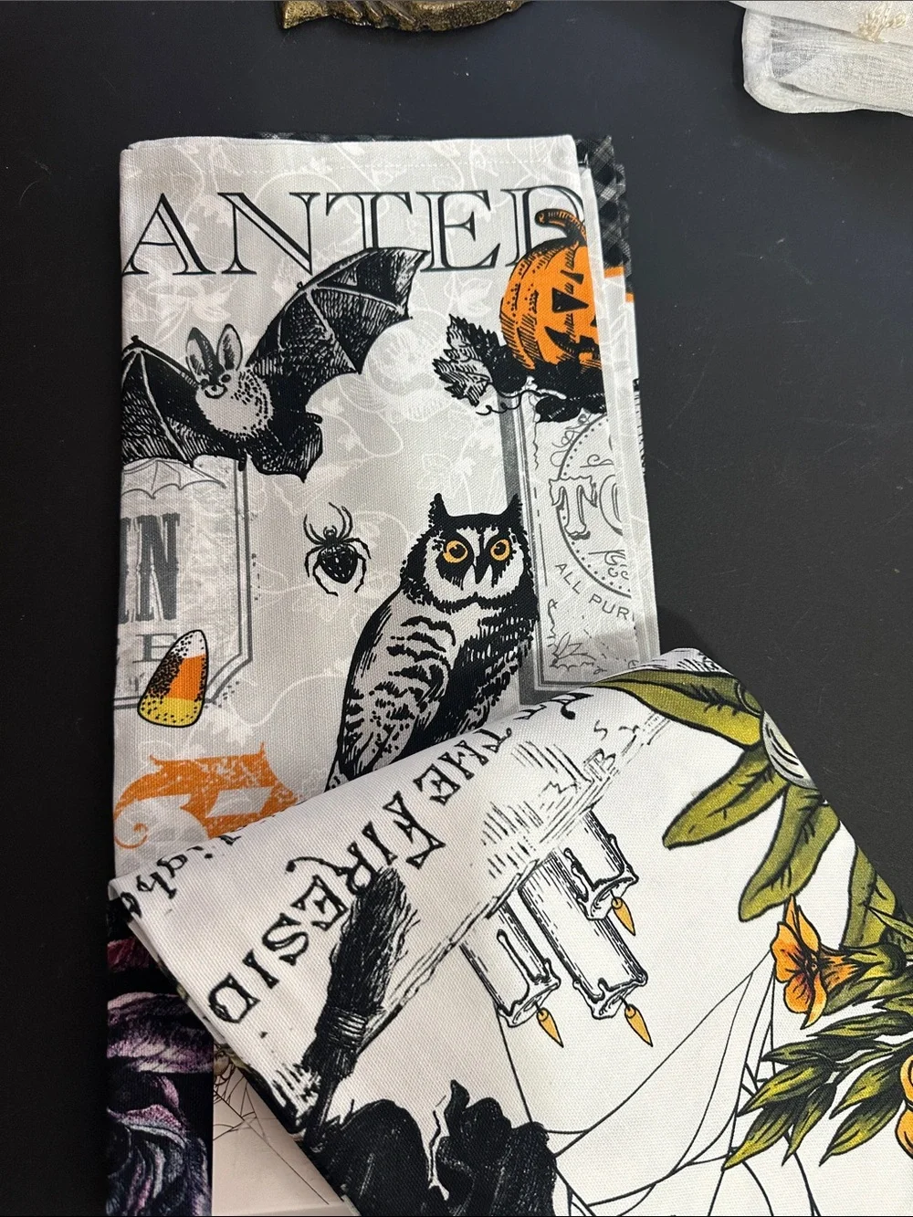 Michel design works set of 2 Halloween kitchen towel